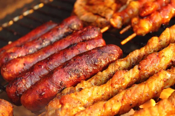 Braadworst Biefstuk Karbonades Kebab Geroosterd Houtskoolgrill — Stockfoto