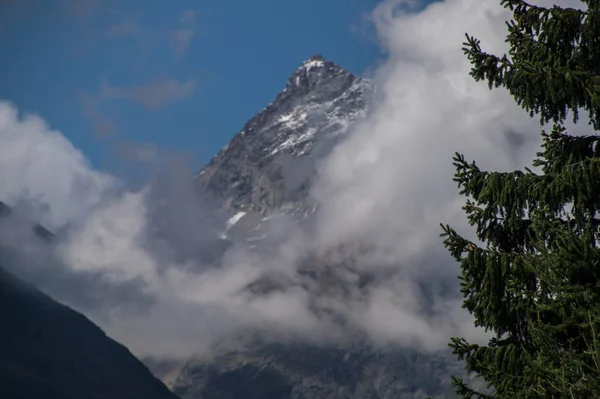 Cervin Chamois Val Aoste Itália — Fotografia de Stock