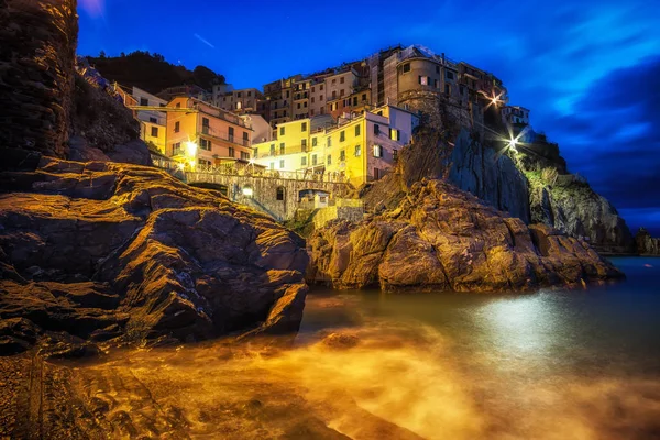 Manarola Uma Das Pequenas Aldeias Que Compõem Cinque Terre Tomada — Fotografia de Stock