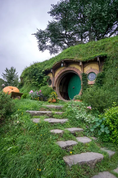 Bilbo Baggins Haus Und Hobbit Garten Hobbit Filmset Neuseeland Aufgenommen — Stockfoto