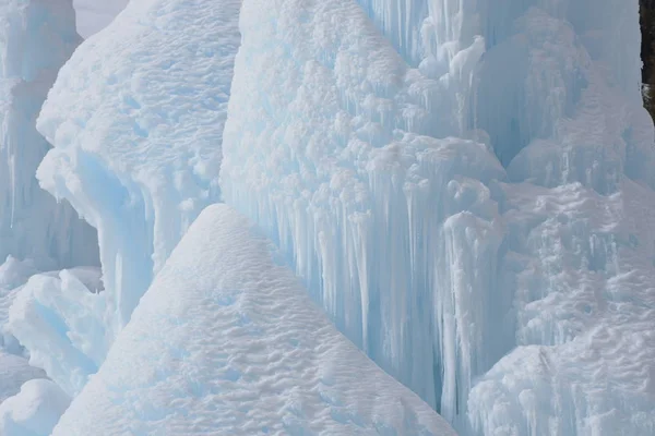 阿尔卑斯山中的冰山 — 图库照片