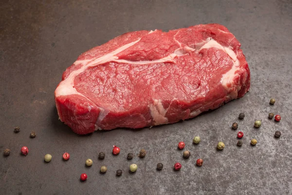 Kurumuş Çiğ Biftek Biber — Stok fotoğraf