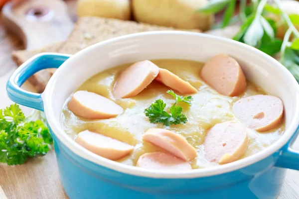 Sopa Patata Con Salchichas —  Fotos de Stock