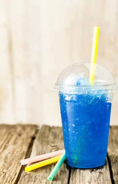 Still Life Profile Refreshing Cool Frozen Blue Fruit Slush Drink — Stock Photo, Image