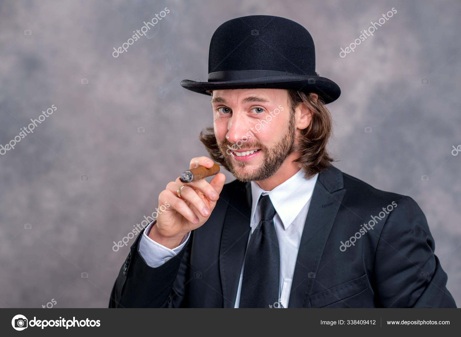 Young Businessman Bowler Hat Black Suit Smoking Big Cigar — Stock