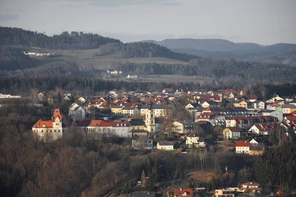 Malerischer Blick Auf Die Majestätische Mittelalterliche Burgarchitektur — Stockfoto