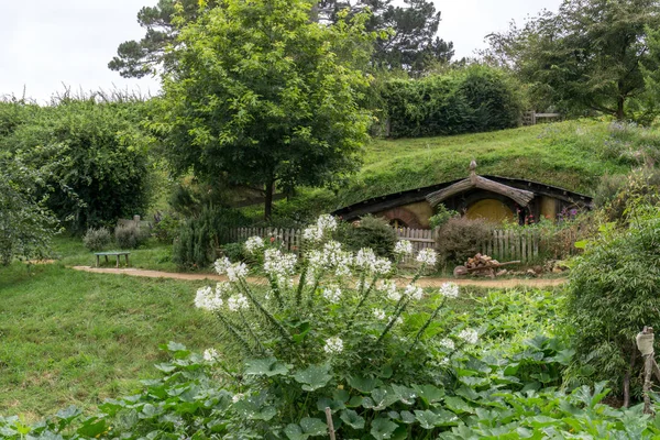 Hobbit Löcher Und Hobbit Garten Hobbit Filmset Neuseeland Aufgenommen Sommer — Stockfoto