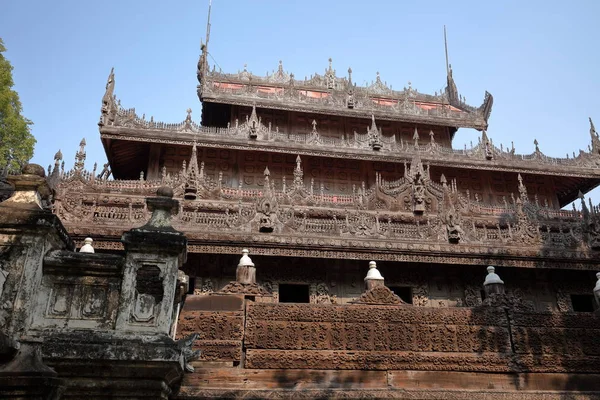 Shwenandaw Kyaung Templet Mandalay — Stockfoto