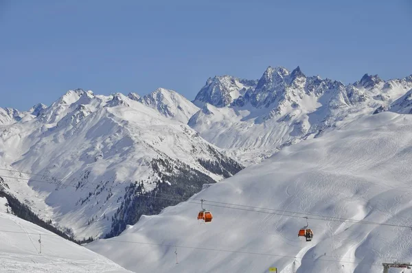 Σκι Στο Χιονοδρομικό Κέντρο Montafon Silvretta Στα Χωριά Schruns Gaschurn — Φωτογραφία Αρχείου