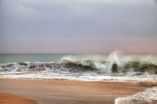 Wilde Golven Indische Oceaan Uitzicht Vanaf Het Strand Van Sri — Stockfoto