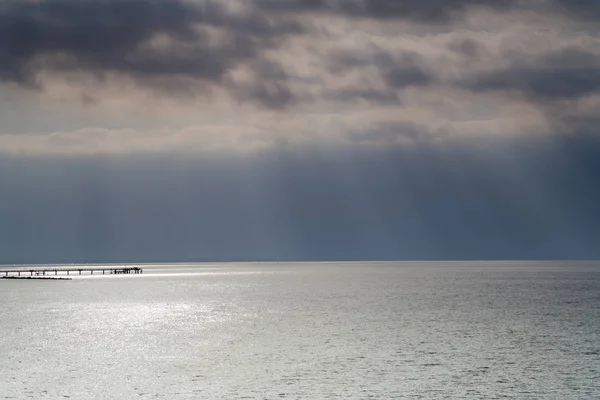 Baltic Sea Summer Sun Backlight Dark Clouds Water — 스톡 사진