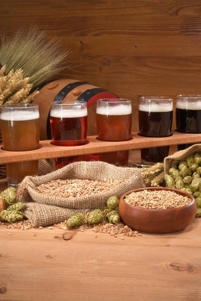 Bières Avec Nombreuses Bières Différentes Blé Orge Houblon Malt — Photo