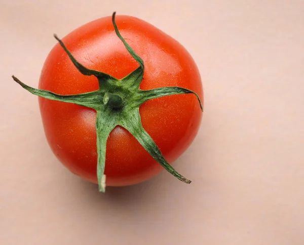 Tomates Rojos Solanum Lycopersicum Verduras Comida Vegetariana — Foto de Stock