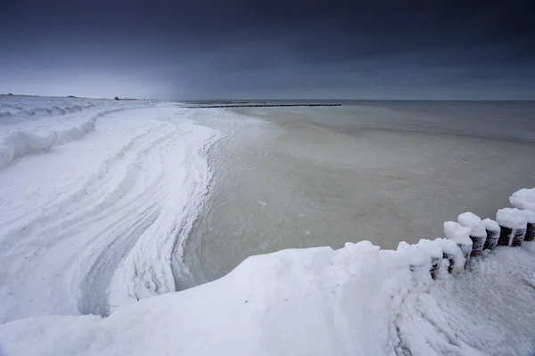 Eiskalter Wintersturm Auf Der Ostsee — Stockfoto