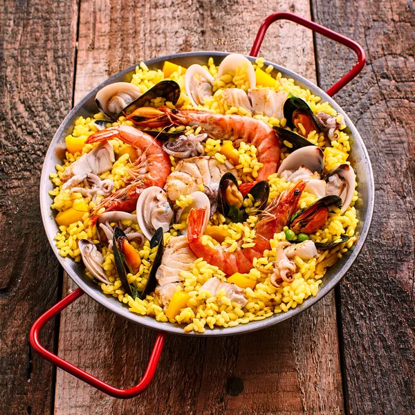 Close Overview Colorful Spanish Seafood Paella Dish Langostina Shellfish Served — Stok Foto