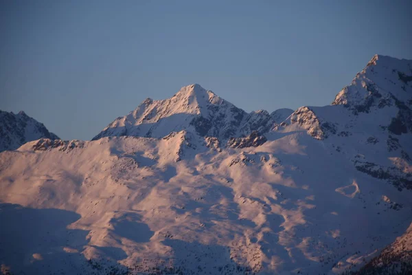 Alpenglow Solnedgång Natt Lienz Dolomiter Hochstein Zettersfeld Vinter Snö — Stockfoto
