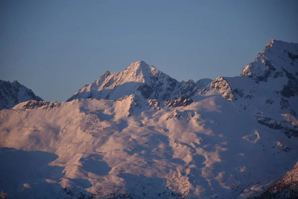 Alpenglow Naplemente Éjszaka Lienz Dolomitok Hochstein Zettersfeld Tél — Stock Fotó