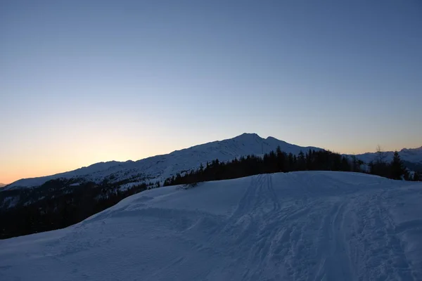 Alpenglow Ηλιοβασίλεμα Νύχτα Lienz Δολομίτες Hochstein Zettersfeld Χειμώνας Χιόνι — Φωτογραφία Αρχείου