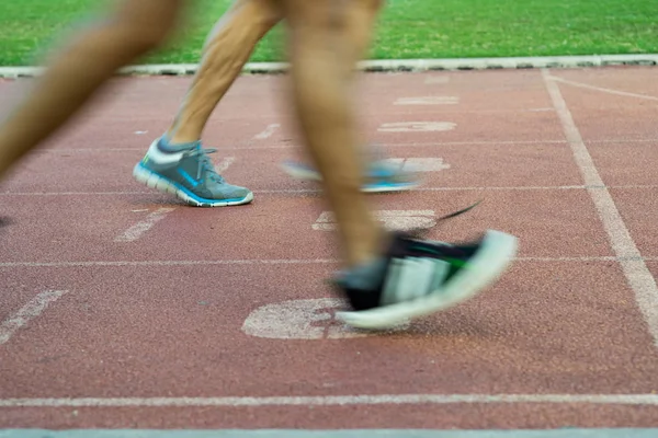 Vue Latérale Faible Angle Des Coureurs Non Identifiables Laissant Une — Photo