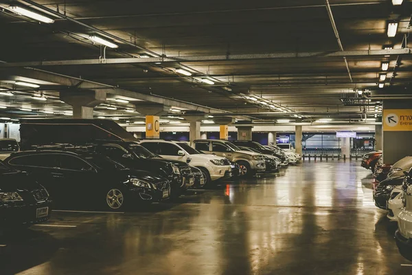 Bangkok Tailândia Ago 2015 Estacionamento Shopping Bangkok Tailândia — Fotografia de Stock