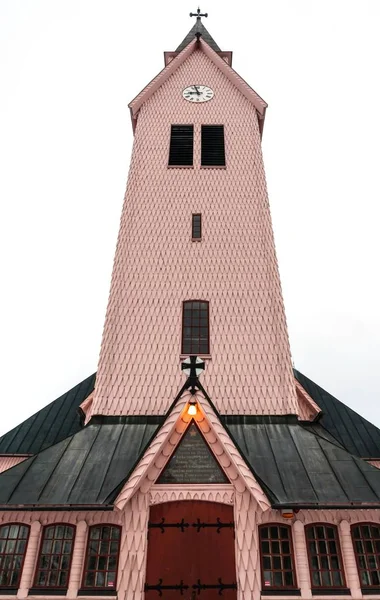 Igreja Com Telhas Madeira Frente Fontes Arjeplog Lapland Nas Margens — Fotografia de Stock