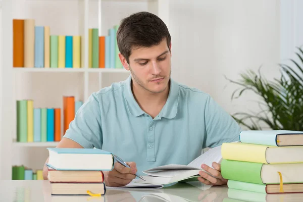 Photo Young Man Reading Book Library — 스톡 사진