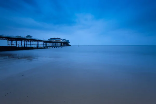 Crepúsculo Cromer Pier Norfolk — Fotografia de Stock