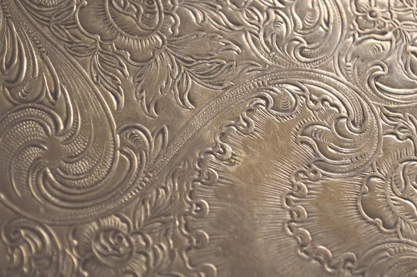 Närbild Skamfilade Antika Silver Med Scrollwork Carving Och Blommor — Stockfoto