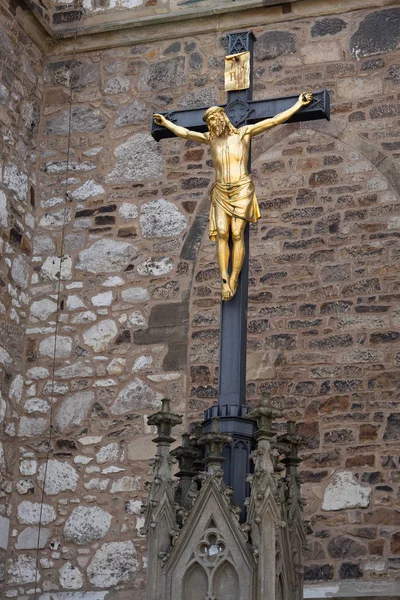 Деревянный Крест Иисусом Христом — стоковое фото