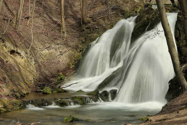 Красивий Водоспад Фоні Природи — стокове фото