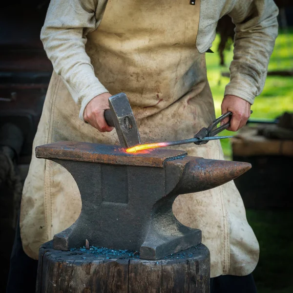 Blacksmith Working Forge — Stock Photo, Image