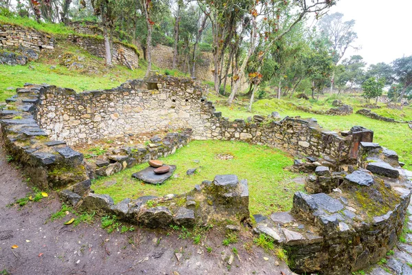 Cirkelvormige Ruïnes Van Een Huis Oude Ruïnes Van Kuelap Peru — Stockfoto