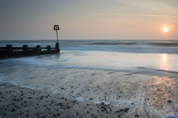 Sunrise Swanage Waves Roll Dorset England — Stock Photo, Image