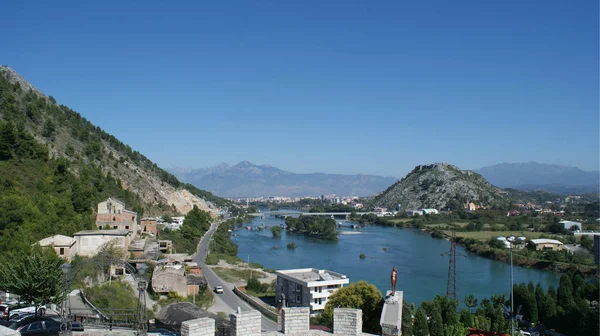 Arnavutluk Güzel Doğası Yazın Şkoder Şehri — Stok fotoğraf