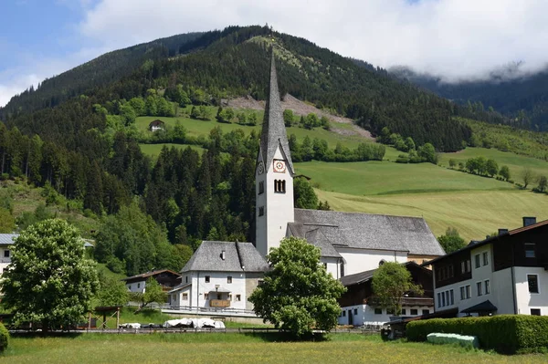 Kyrkan Stuhlfelden Oberpinzgau Salzburg — Stockfoto