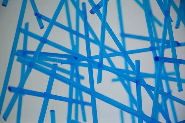 小さなガラスブルーパイプ上のマクロビジョン — ストック写真