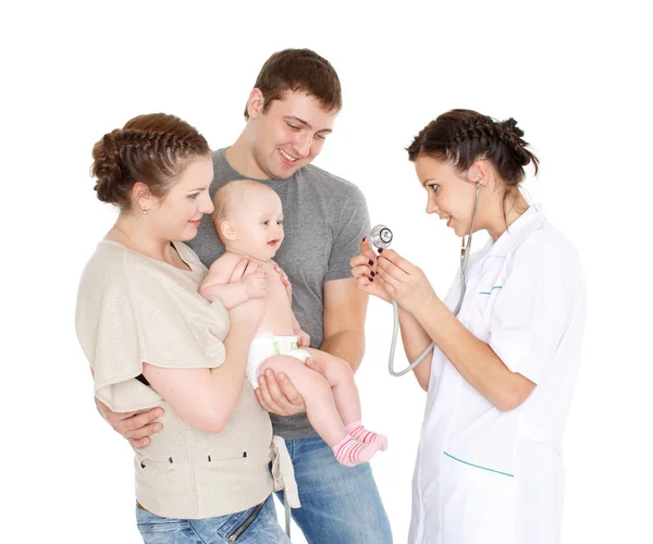 Femme Médecin Avec Stéthoscope Les Jeunes Parents Avec Petit Bébé — Photo