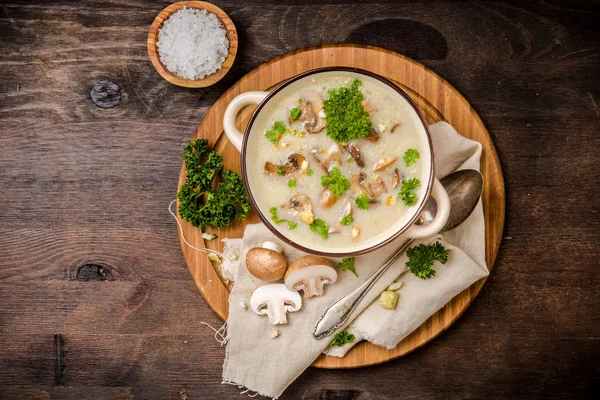 Sup Jamur Dengan Peterseli Dan Jamur — Stok Foto
