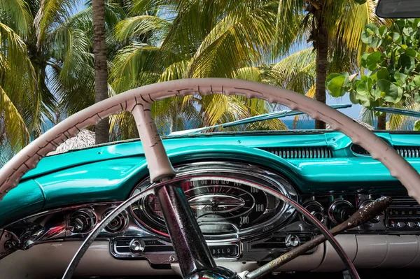 Amerikanischer Oldtimer Innenaischt Varadero Beach Cuba — Stockfoto