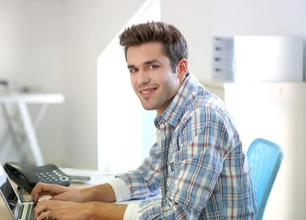 Young Man Office Working Laptop Computer — Stock Photo, Image