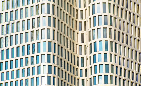 Πρόσοψη Σύγχρονου Ουρανοξύστη Στο Βερολίνο — Φωτογραφία Αρχείου