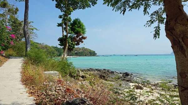 Erstaunlicher Langer Strand Auf Phi Phi Island — Stockfoto