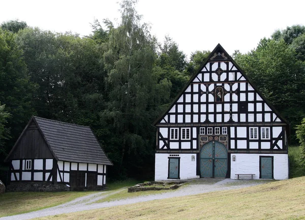 Ostentrop Sauerland Kylä Ulkona Museo Detmold — kuvapankkivalokuva