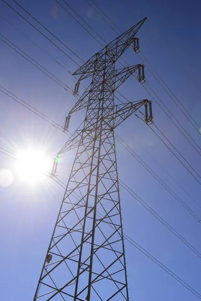 Líneas Eléctricas Alto Voltaje Con Dolor —  Fotos de Stock