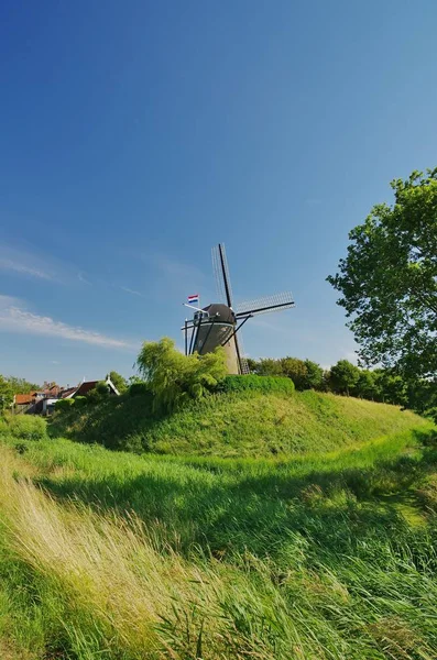 Schilderachtig Uitzicht Landschap Met Windmolengebouw — Stockfoto