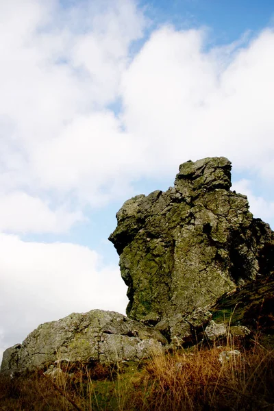 Egy Sziklás Szikla Egy Walesi Hegymászó Csúcsán — Stock Fotó