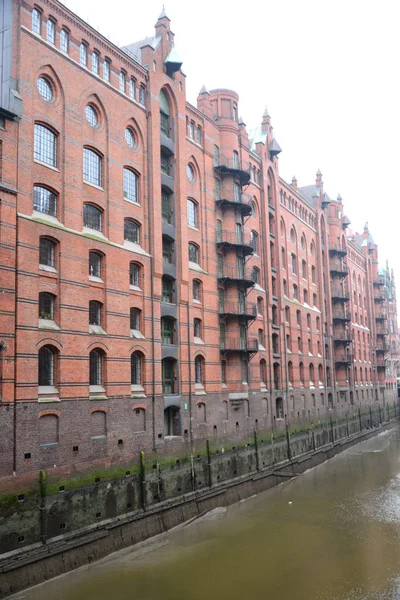 Hausfasssaden Hamburg Speicherstadt — Stockfoto