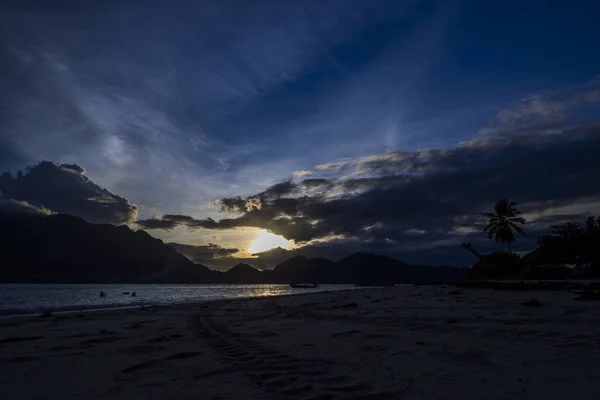 Seychelles Cerf Overlooking Mahe — стоковое фото