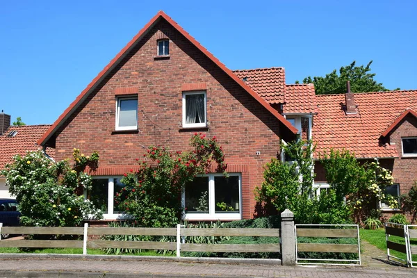 Landhaus Von Der Straße Aus Fotografiert — Stockfoto