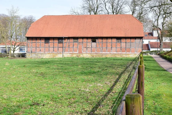 Polodřevěná Stodola Loccum — Stock fotografie